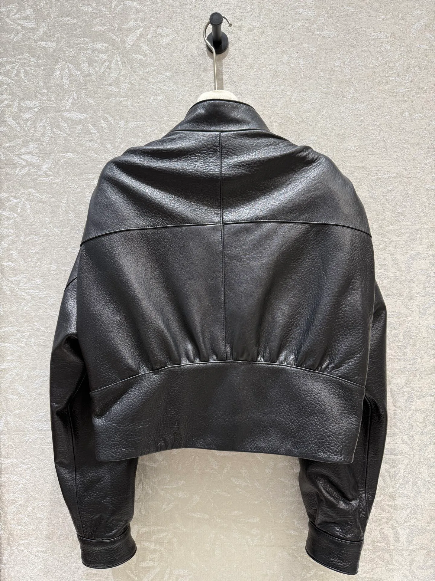 Кожаные Куртки И Дублёнки Женские Saint Laurent 18127944