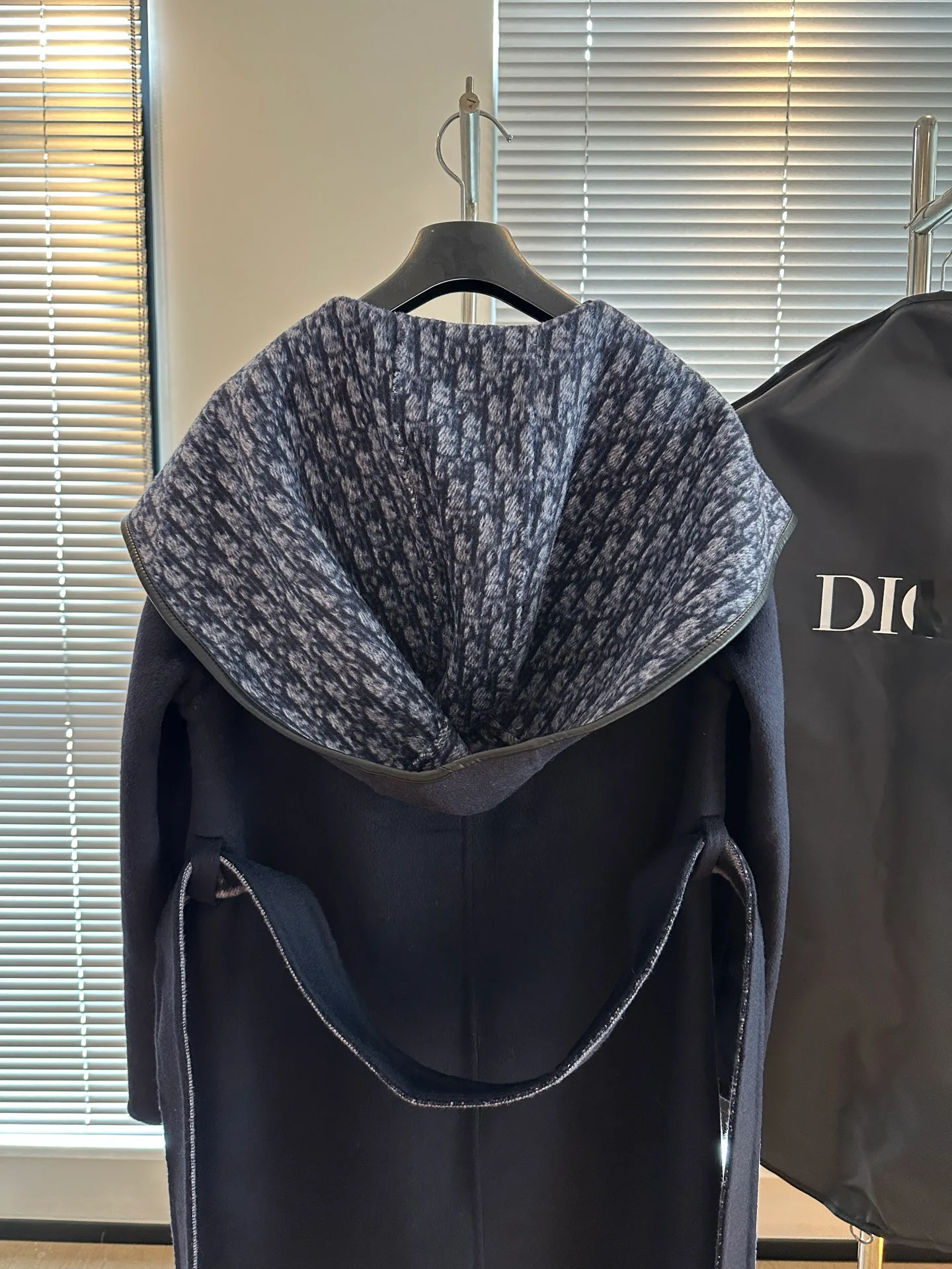 Пальто Женские Christian Dior 19189547