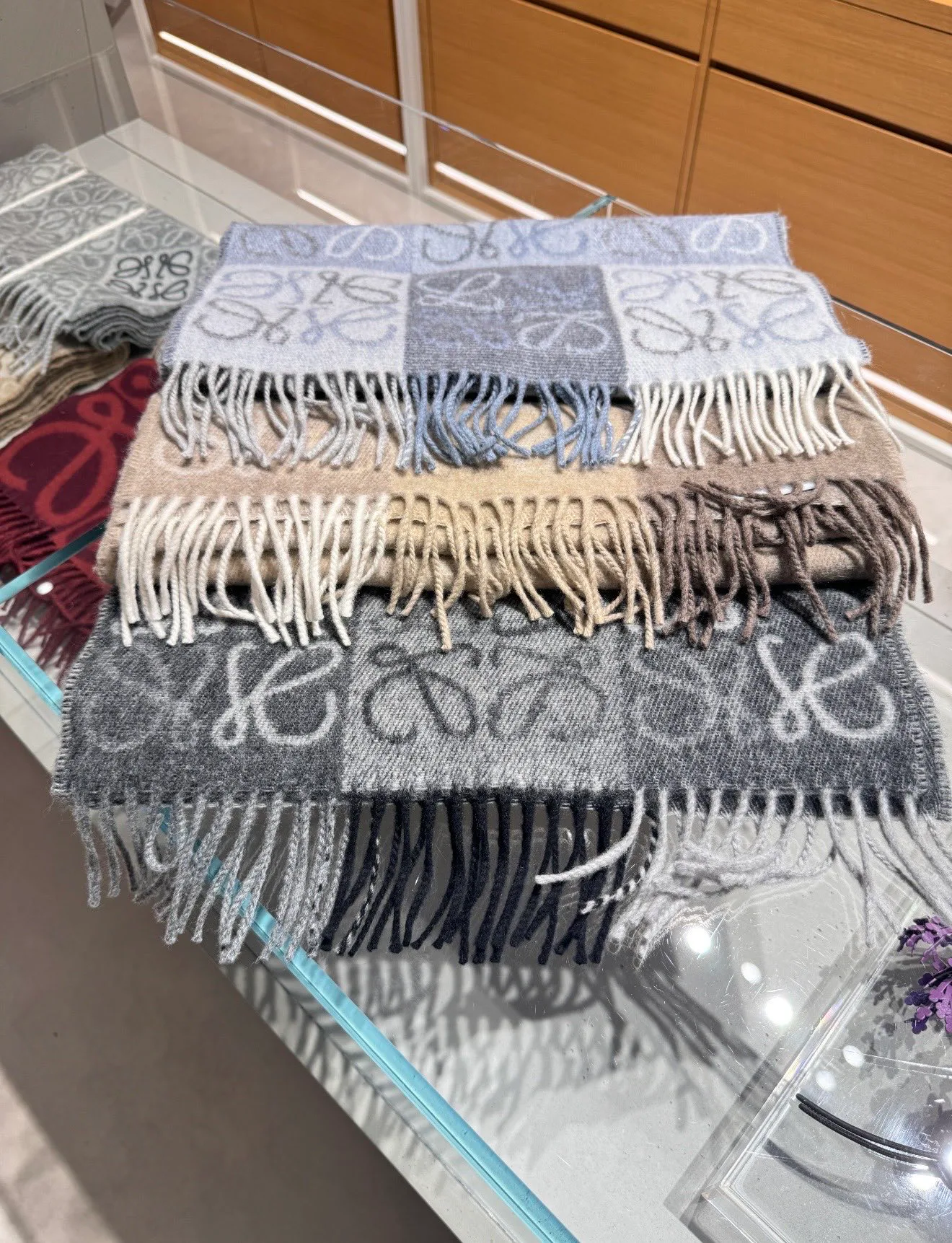 Шарфы Loewe 18574560