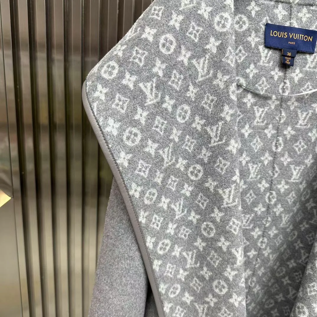 Пальто Женские Louis Vuitton 19800353