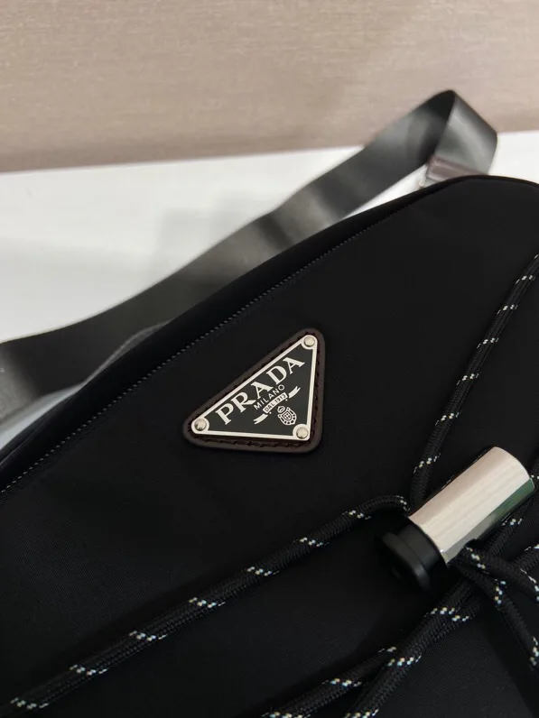 Сумки На Ремне Женские Prada 11872158