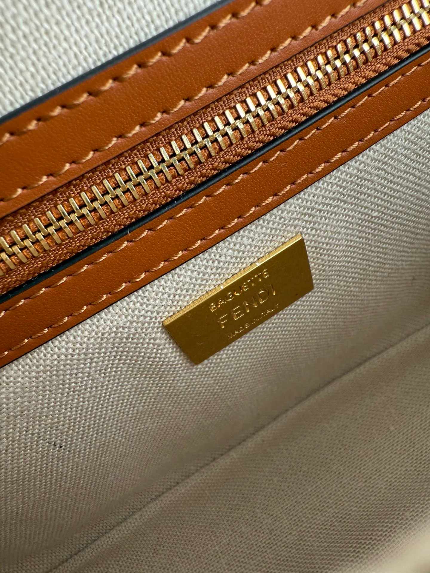 Классические Сумки Женские Fendi 17880636