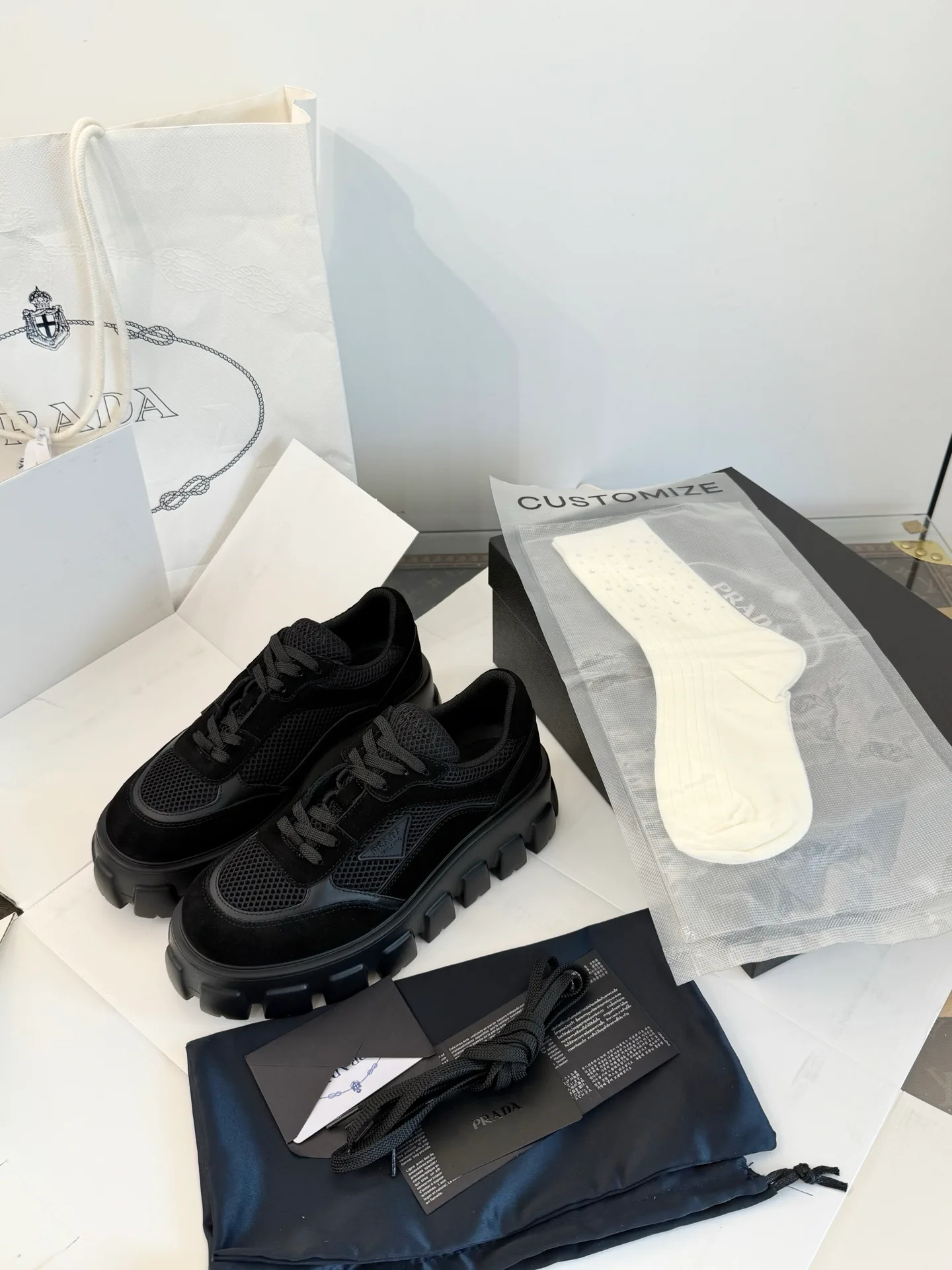 Кроссовки Женские Prada 18724481