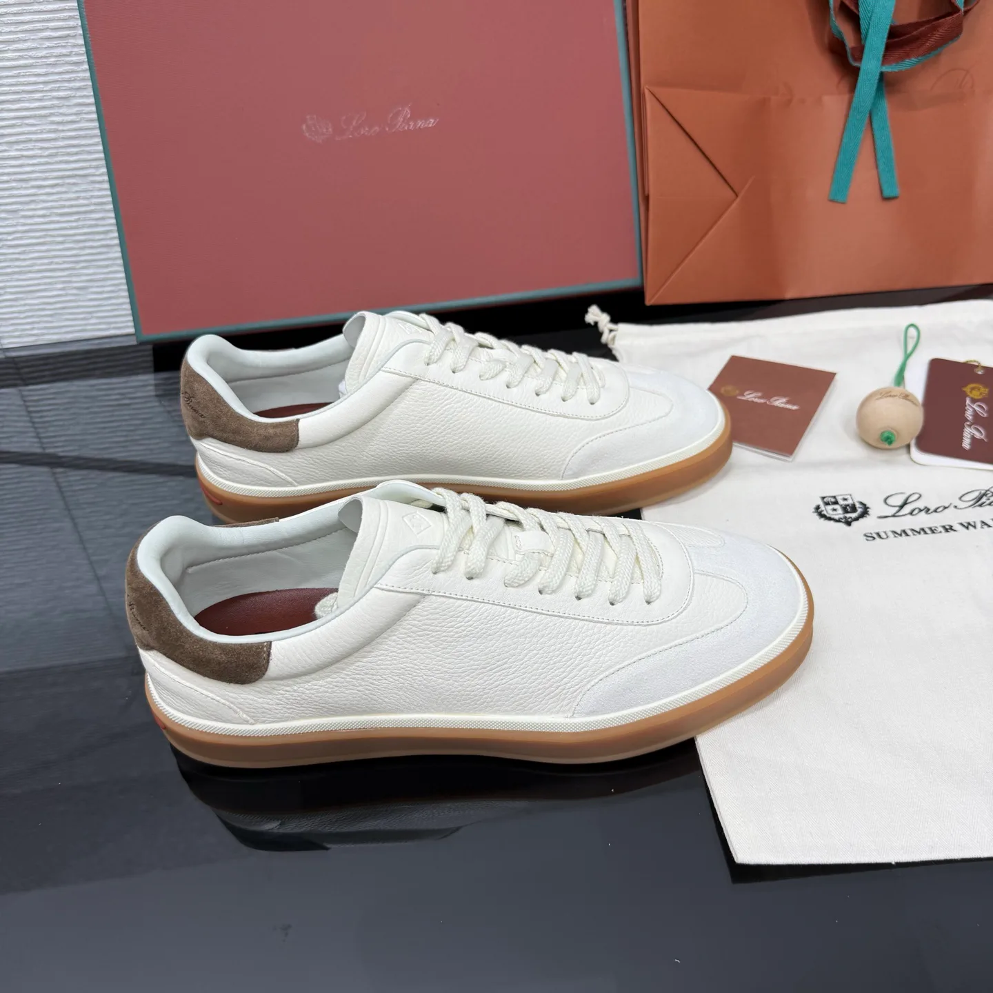 Кроссовки Женские Loro Piana 17955582