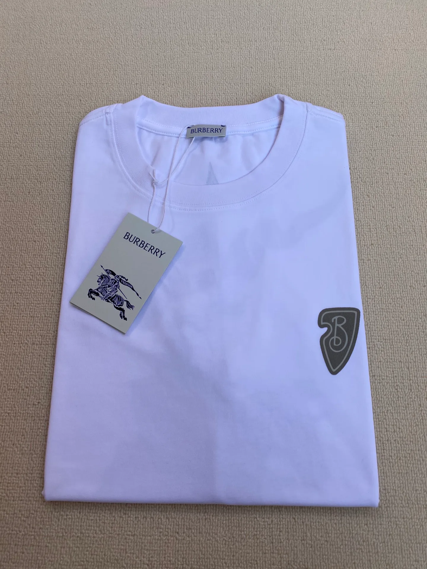 Футболки Женские Burberry 13302371