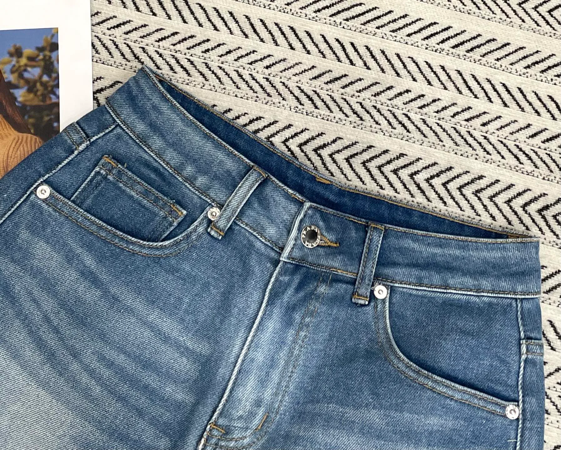 Шорты Женские Prada 11763862