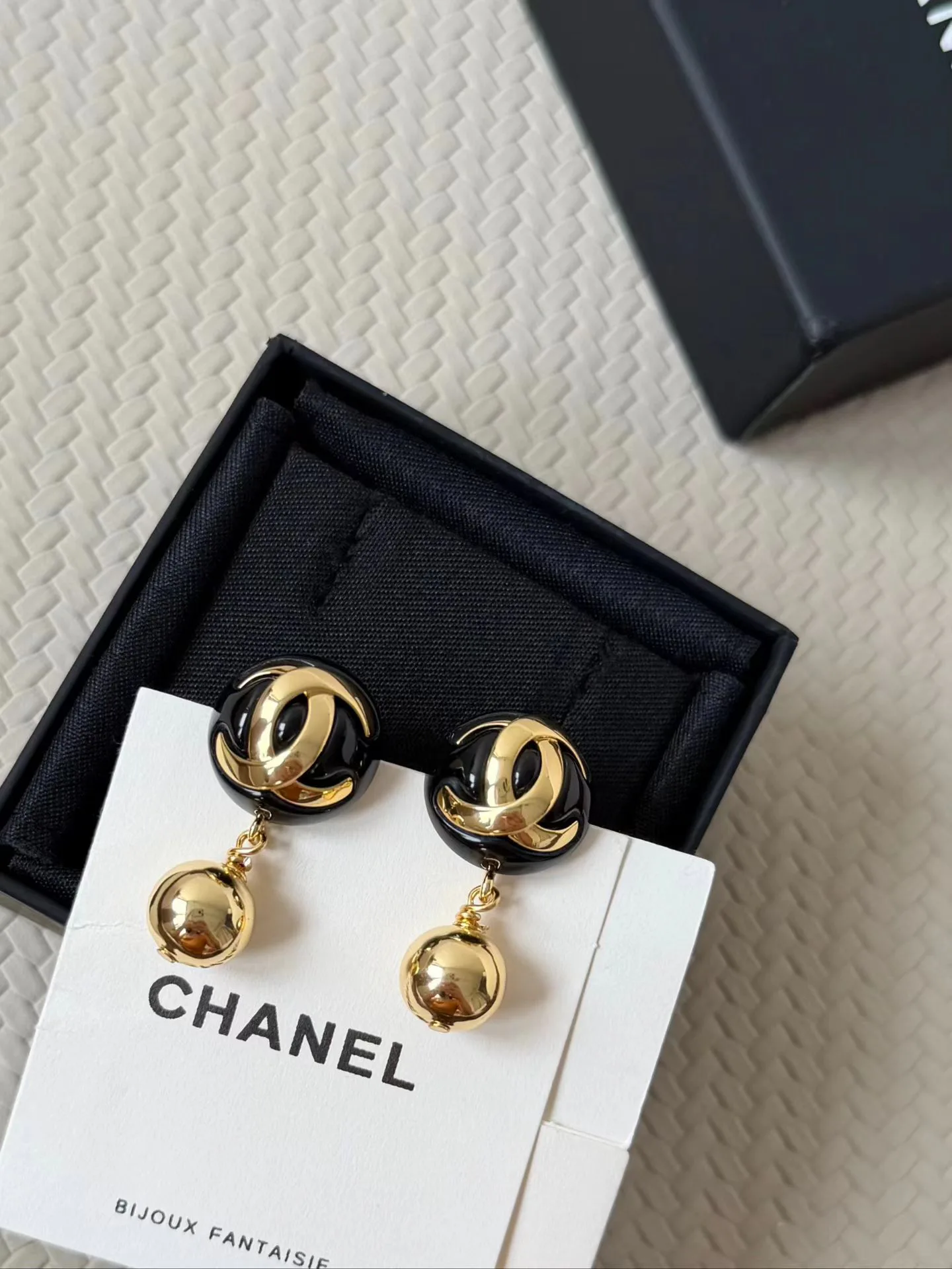 Бижутерия Chanel 18122998