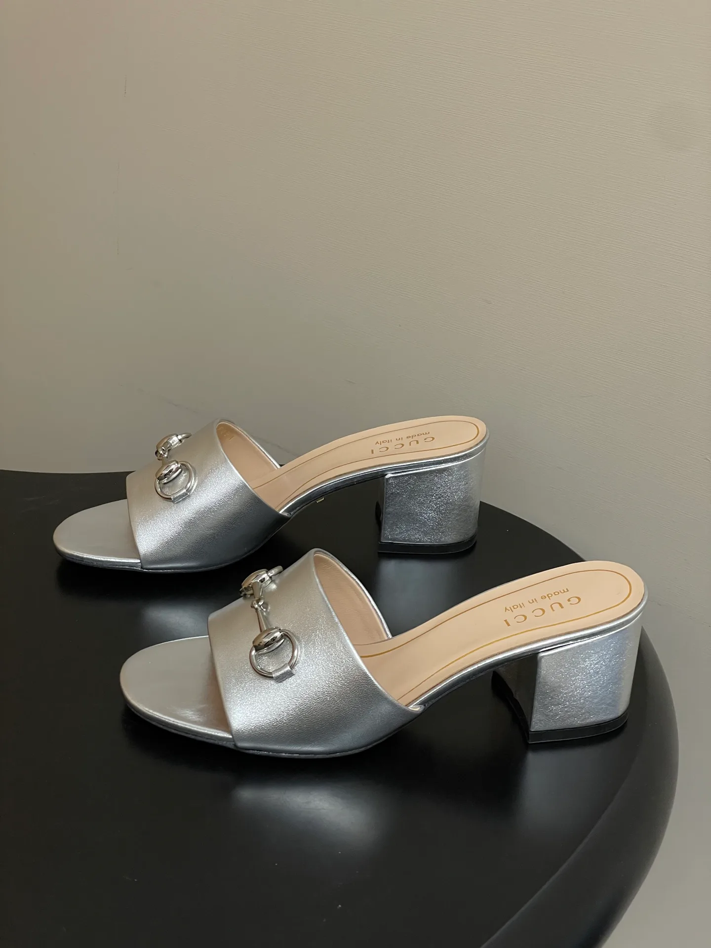 Сандалии Женские Gucci 11886559