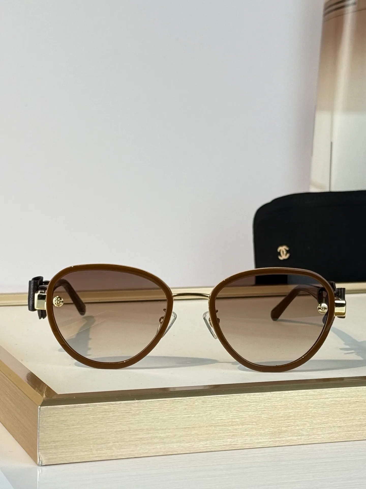Очки Chanel 17366491