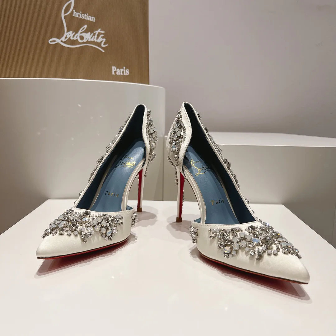 Туфли Женские Christian Louboutin 28143