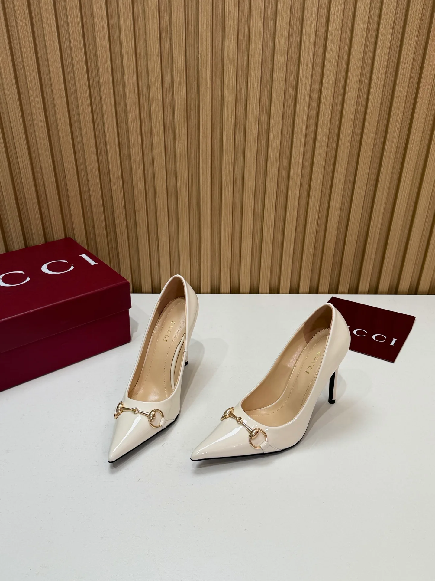 Туфли Женские Gucci 18245473