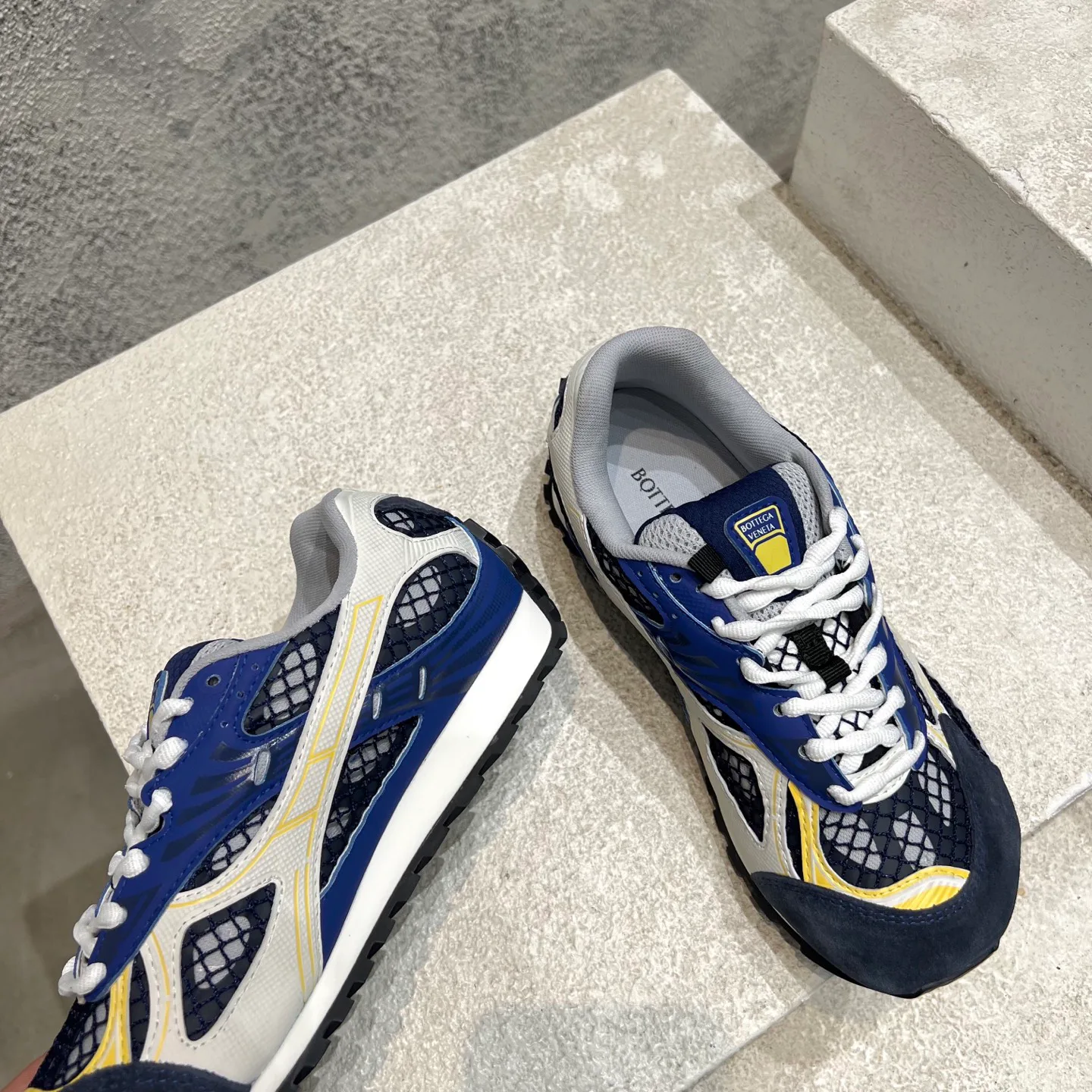 Кроссовки Женские Bottega Veneta 11565936