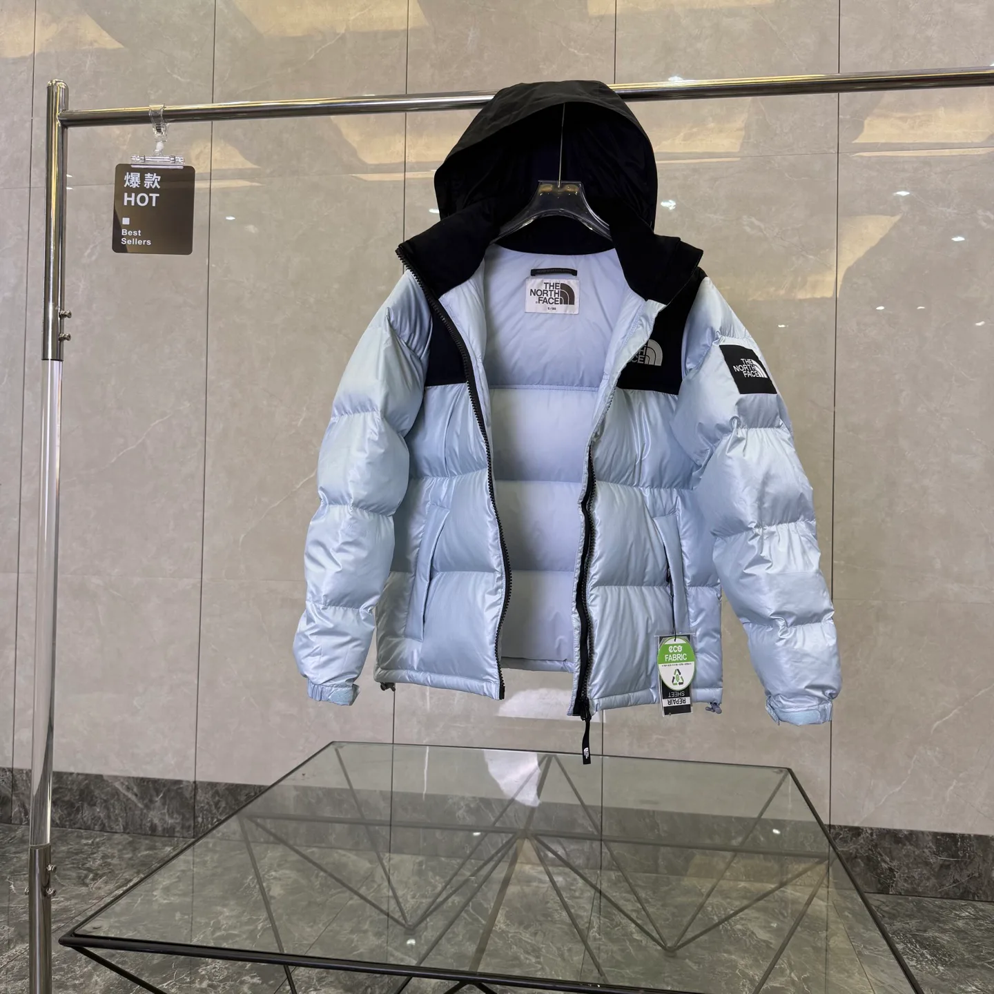 Куртки И Пуховики Женские The North Face 18615379