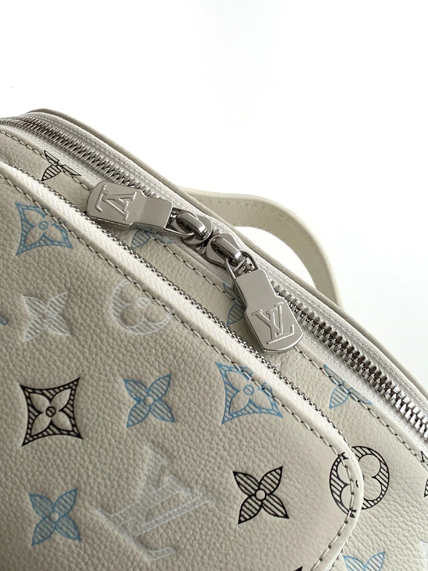 Поясные Сумки Мужские Louis Vuitton 15193915