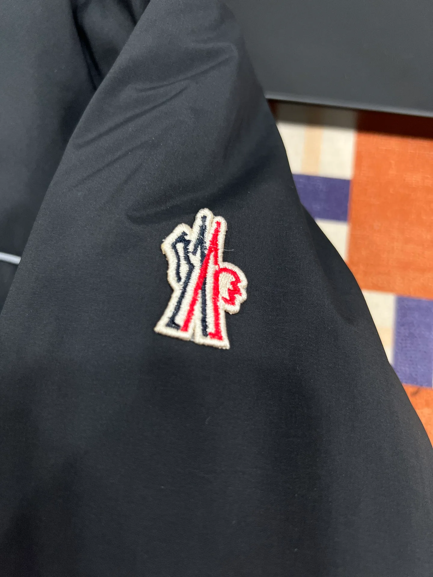 Куртки И Пуховики Женские Moncler 17888374