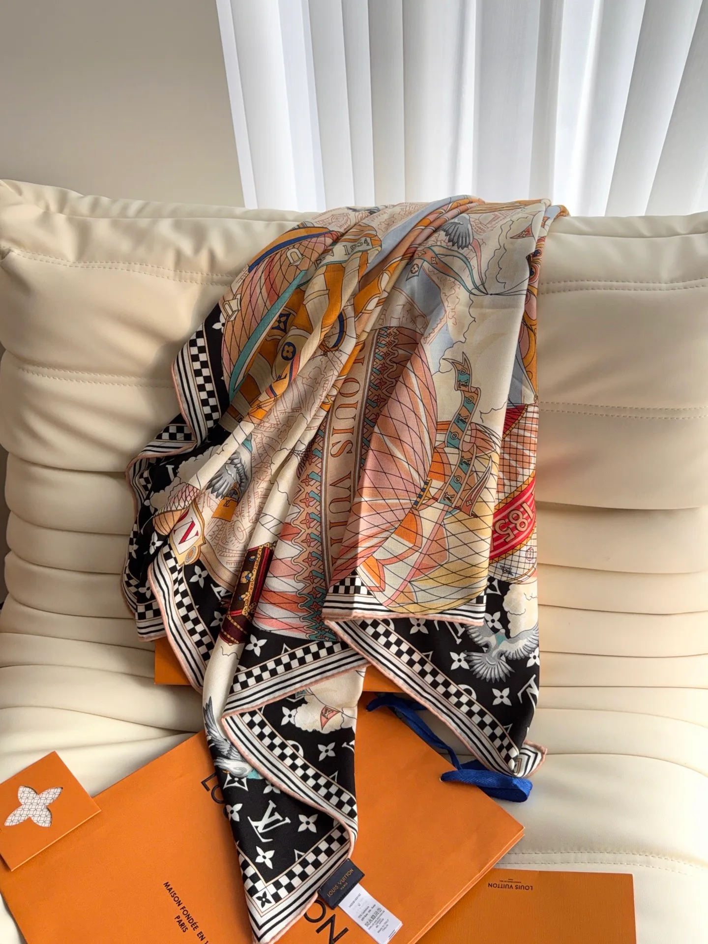 Платки Louis Vuitton 18675756