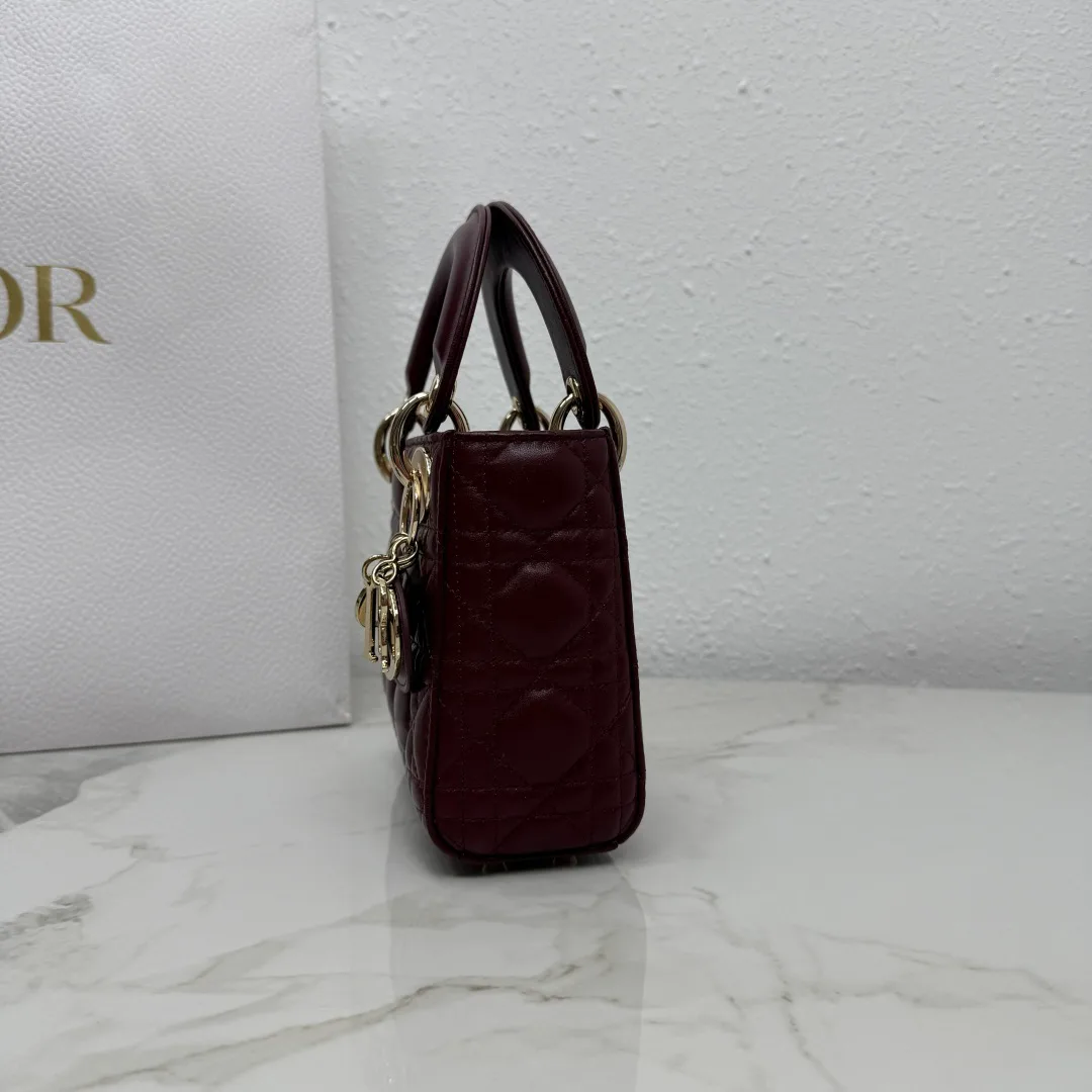 Классические Сумки Женские Christian Dior 18116425