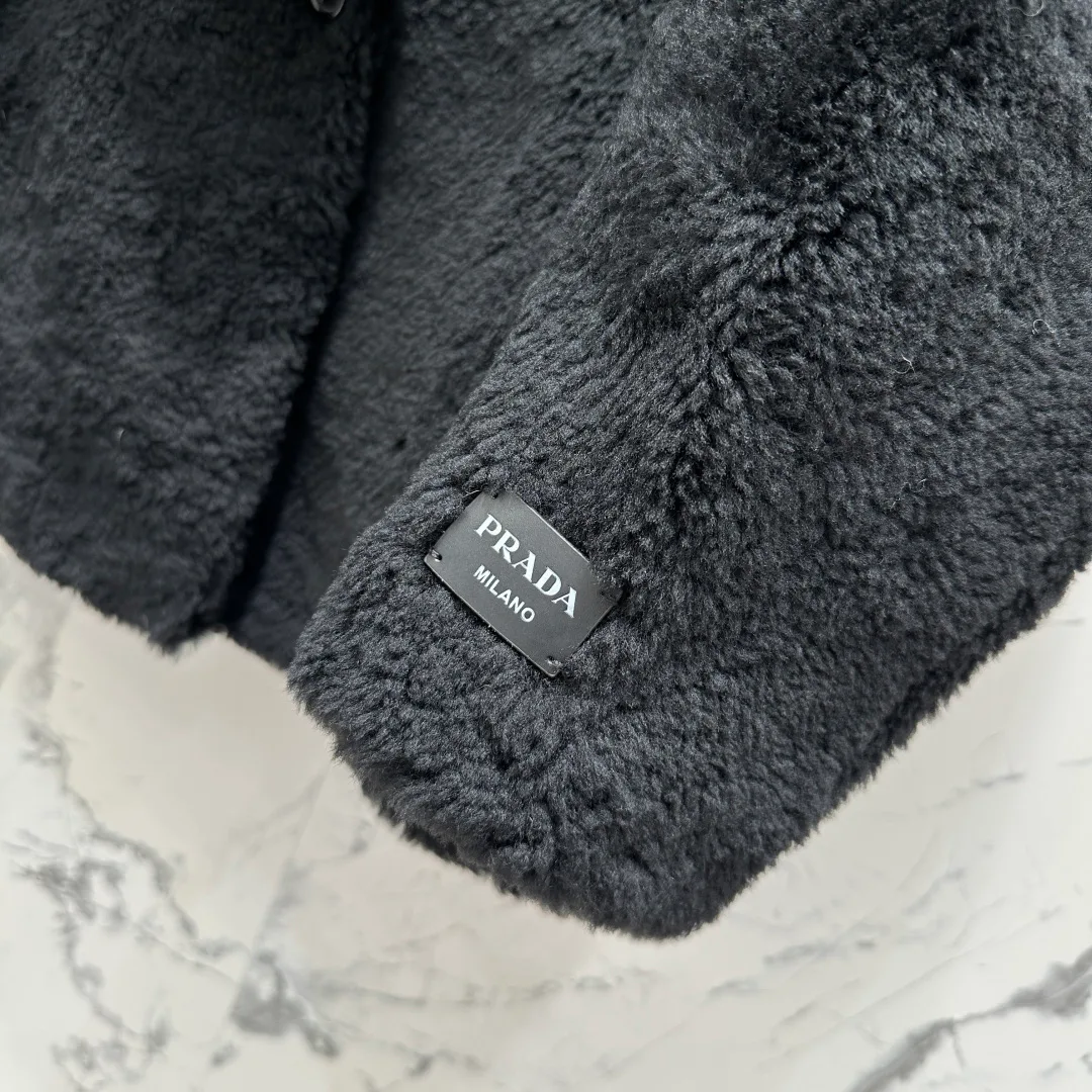 Шубы Женские Prada 558913