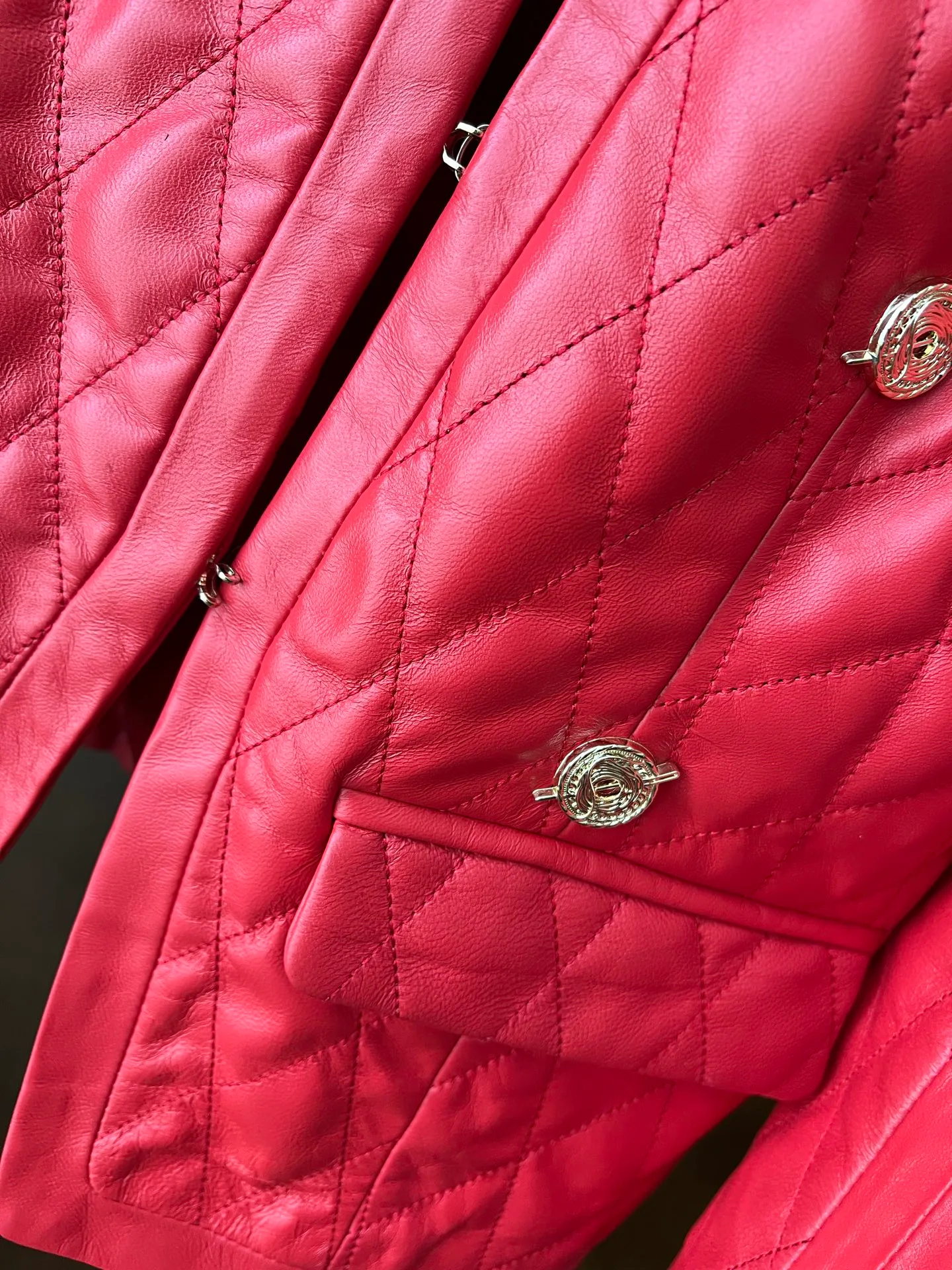 Кожаные Куртки И Дублёнки Женские Celine 9101660