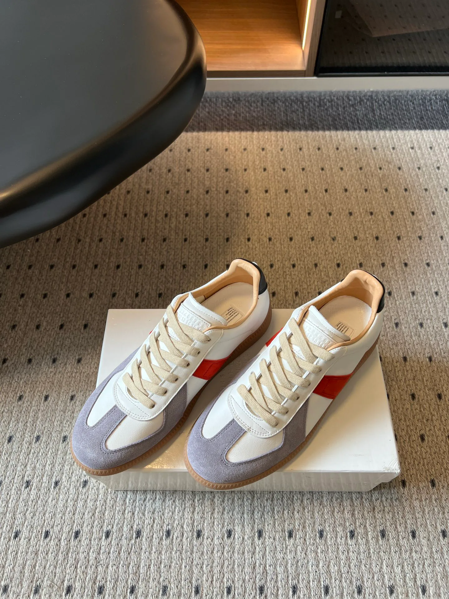Кроссовки Женские Maison Margiela 17568924