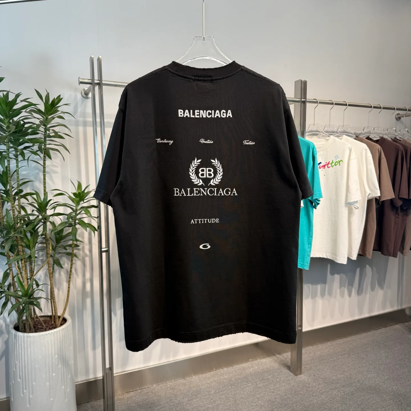 Футболки Женские Balenciaga 5059380