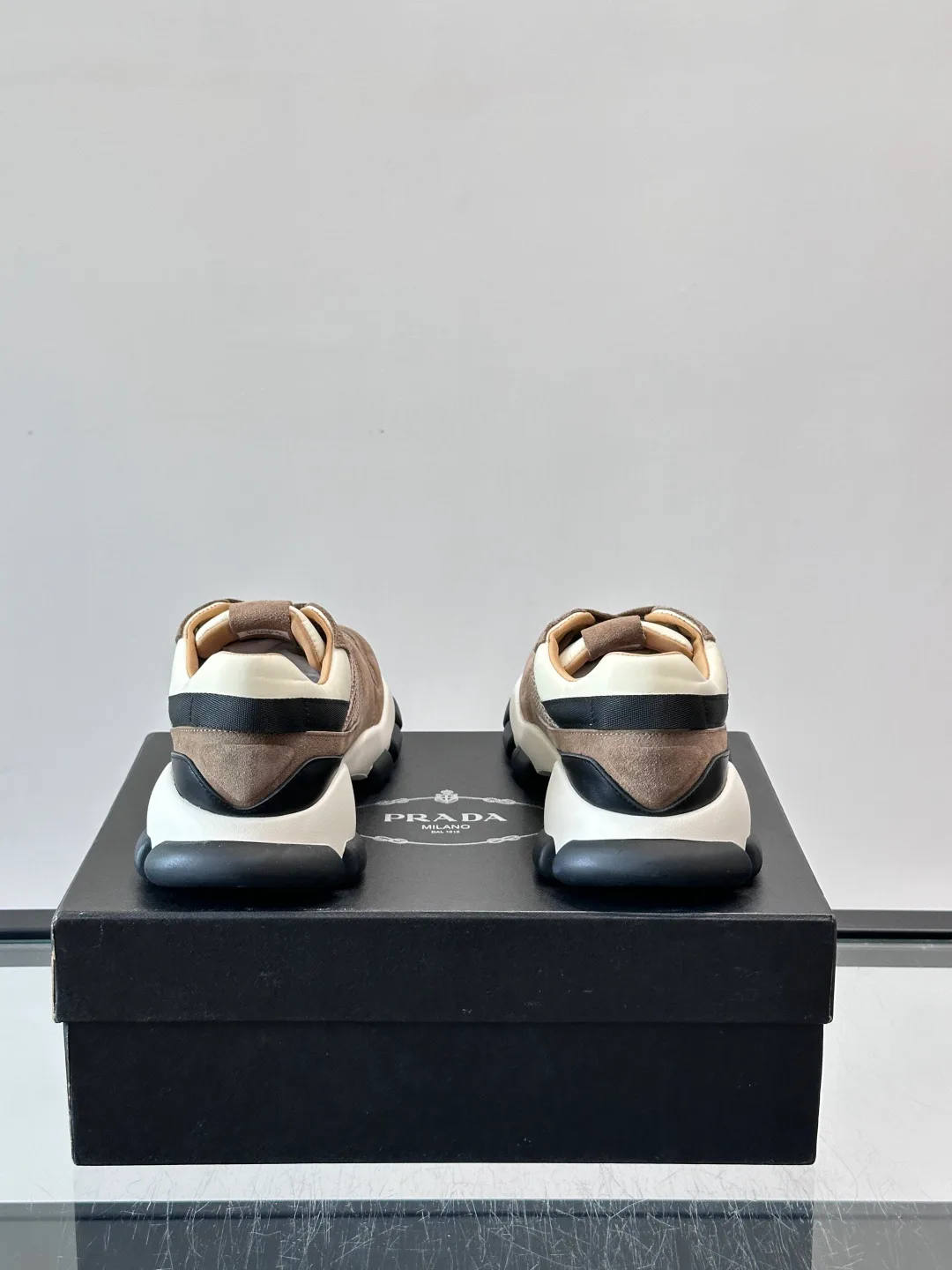 Кроссовки Мужские Prada 17498047