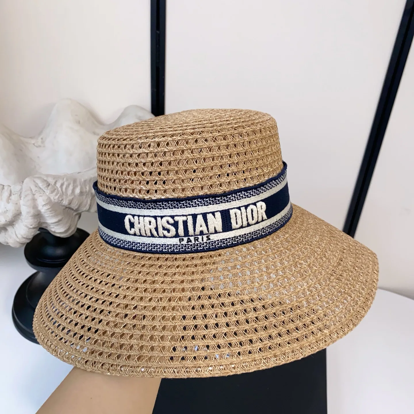Головные Уборы Christian Dior 13569659
