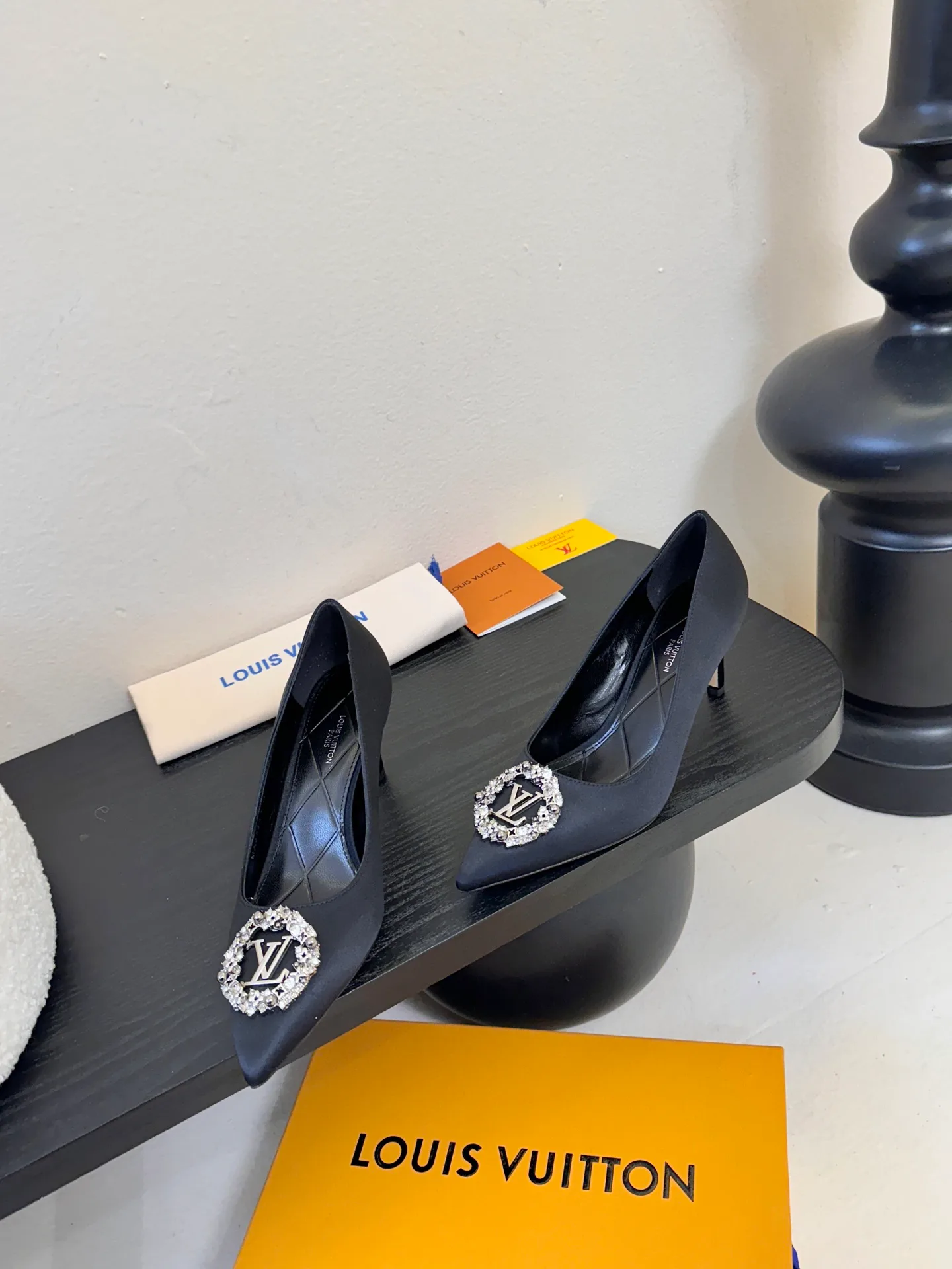 Туфли Женские Louis Vuitton 2300148
