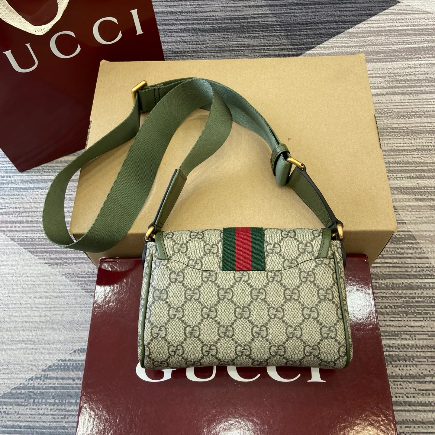 Сумки На Ремне Женские Gucci 903251