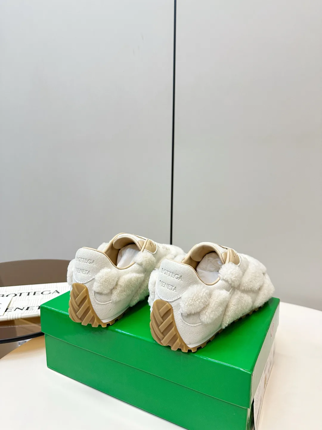 Кроссовки Женские Bottega Veneta 582523