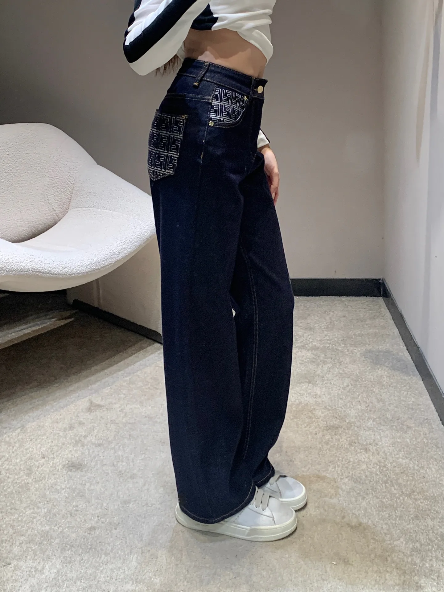 Джинсы Женские Fendi 856274