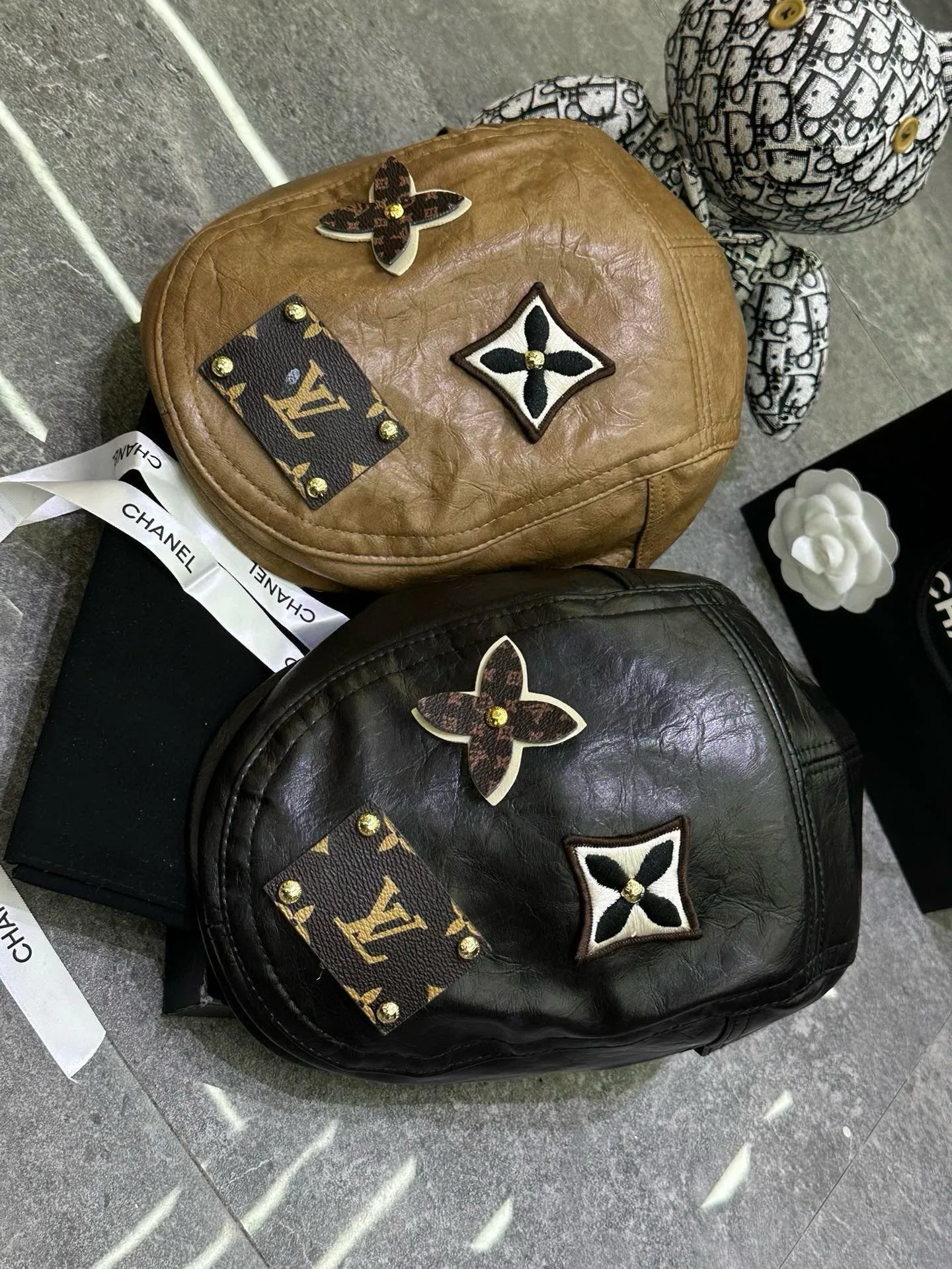 Головные Уборы Louis Vuitton 18105195