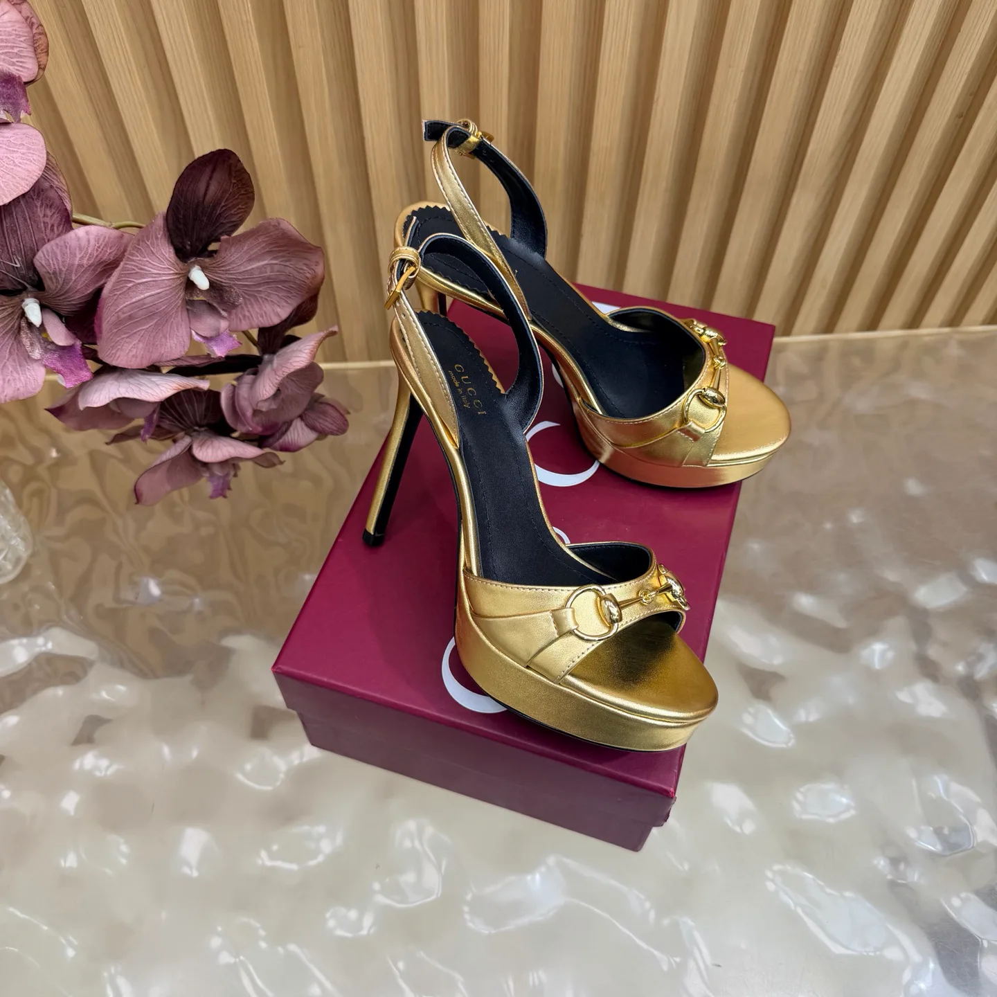 Босоножки Женские Gucci 17448814