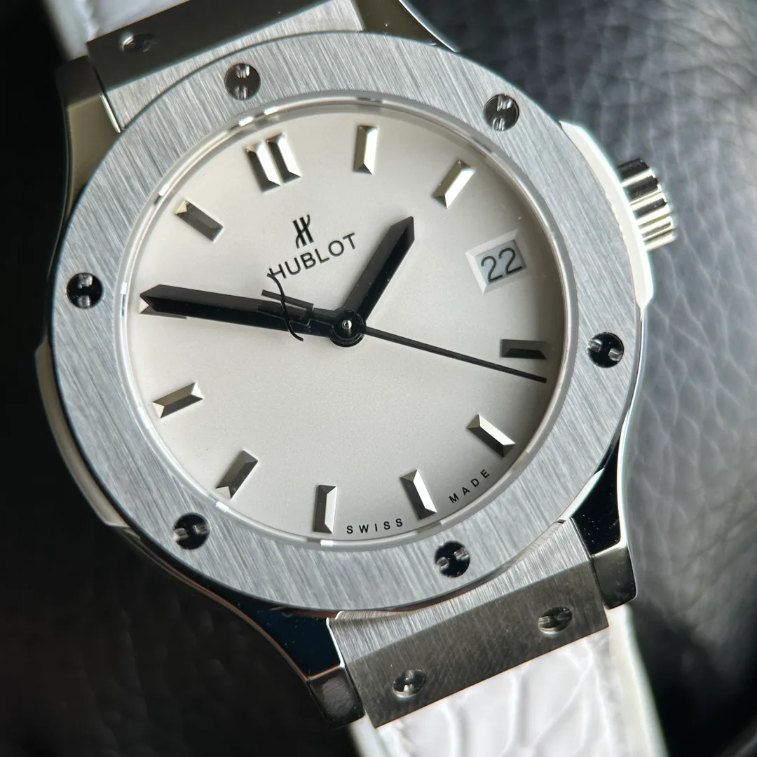 Часы Женские Hublot 17629712