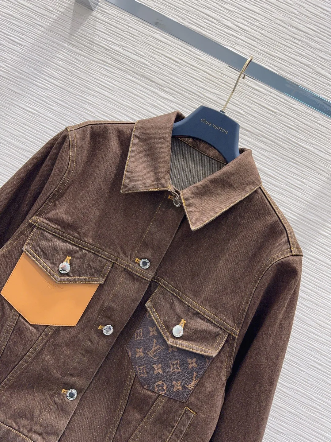 Куртки И Пуховики Женские Louis Vuitton 2292002