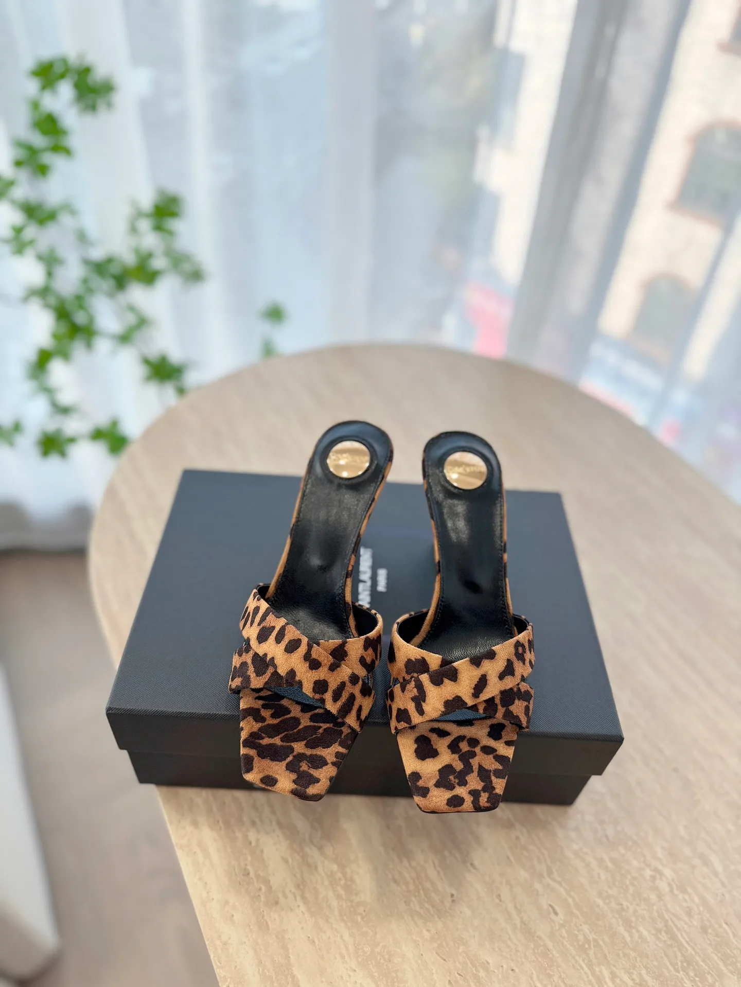 Босоножки Женские Saint Laurent 12815347