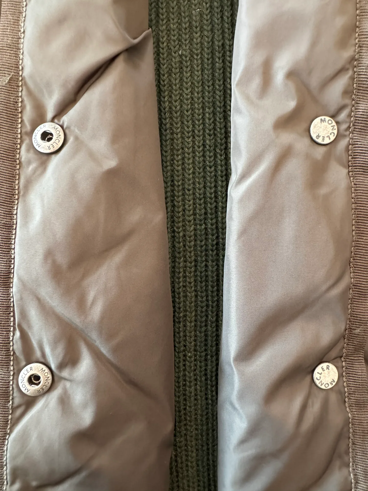 Куртки И Пуховики Женские Moncler 18491943