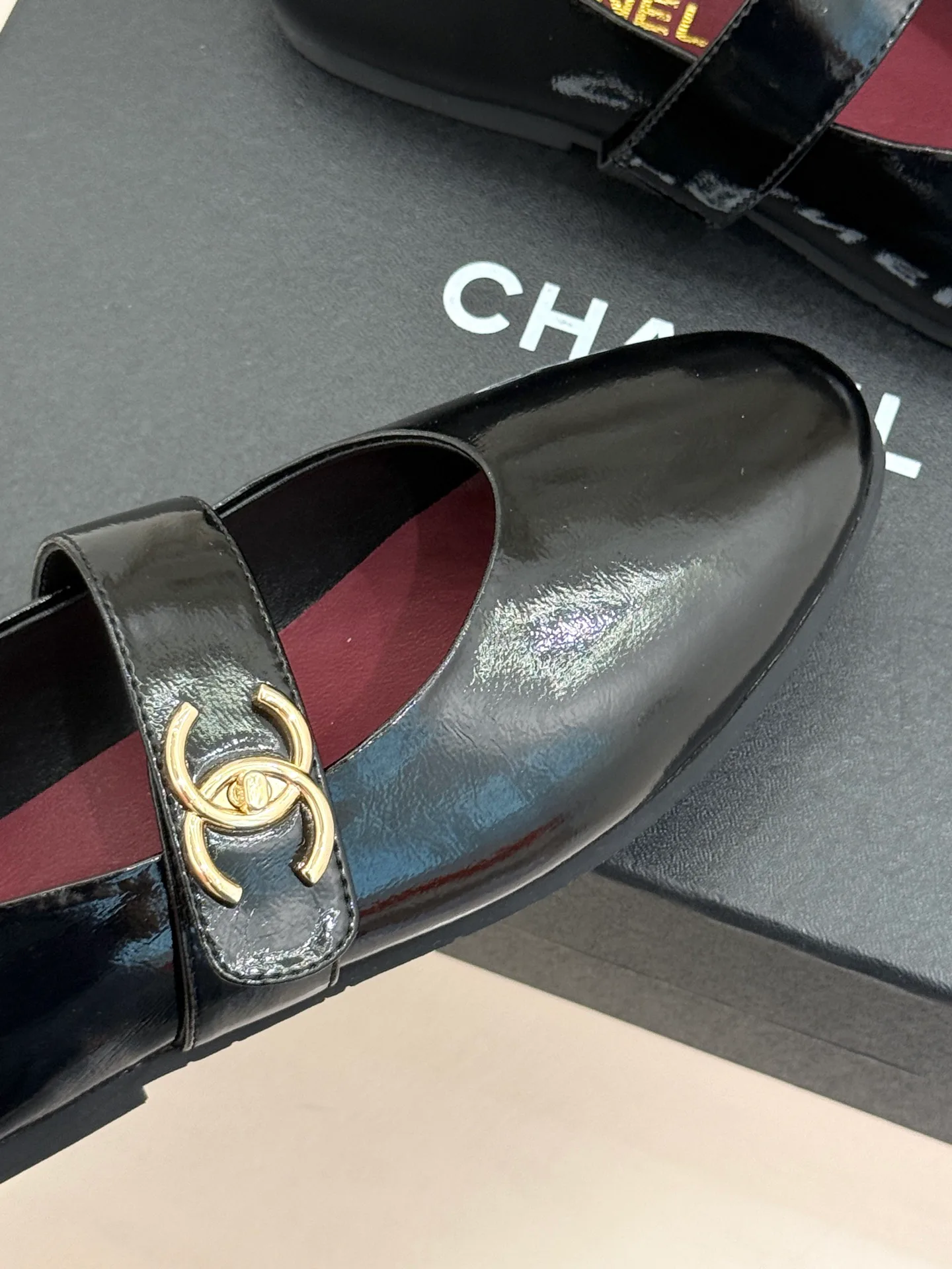 Туфли Женские Chanel 18738072