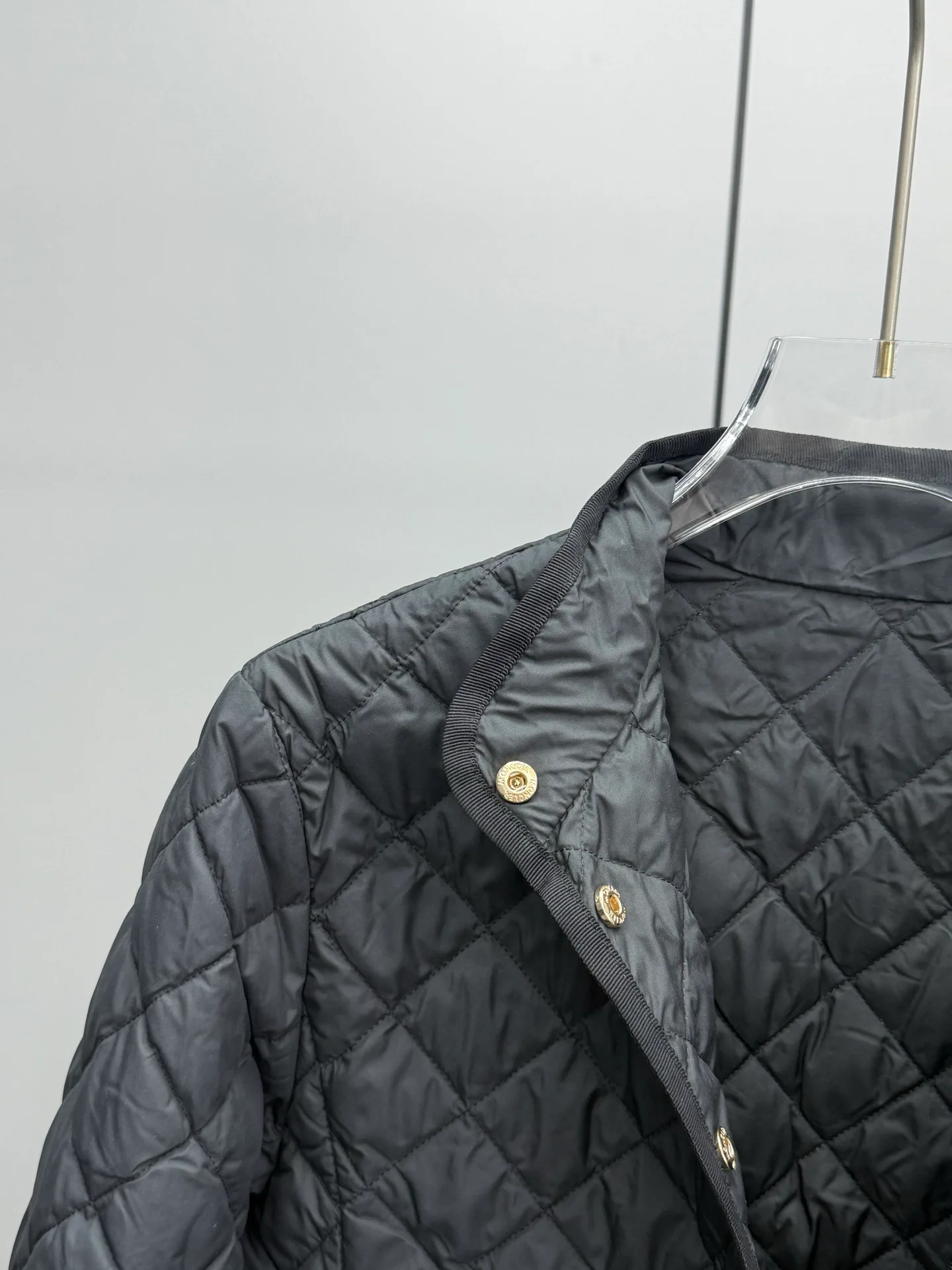 Куртки И Пуховики Женские Moncler 18145482