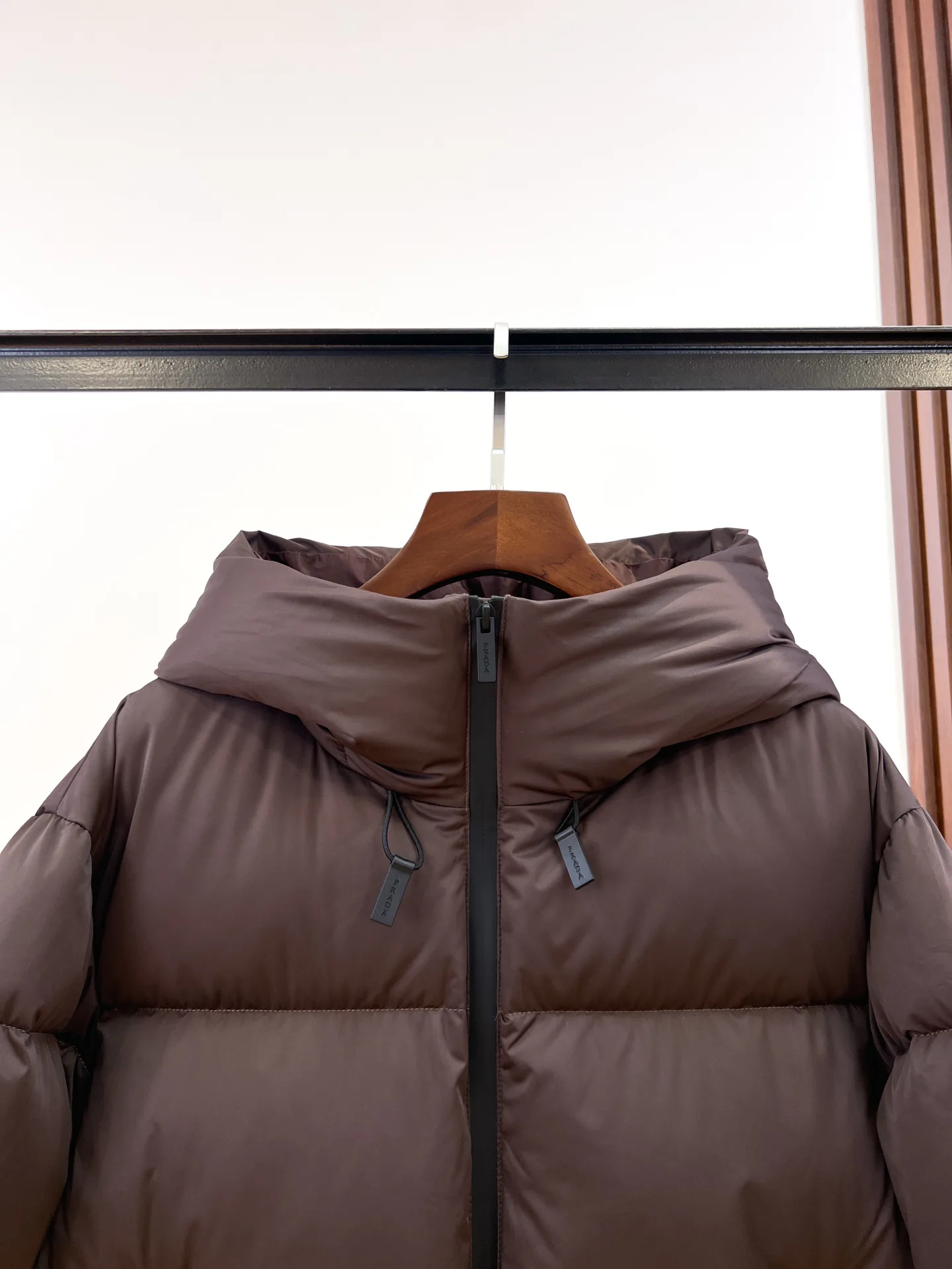 Куртки И Пуховики Женские Prada 18741929