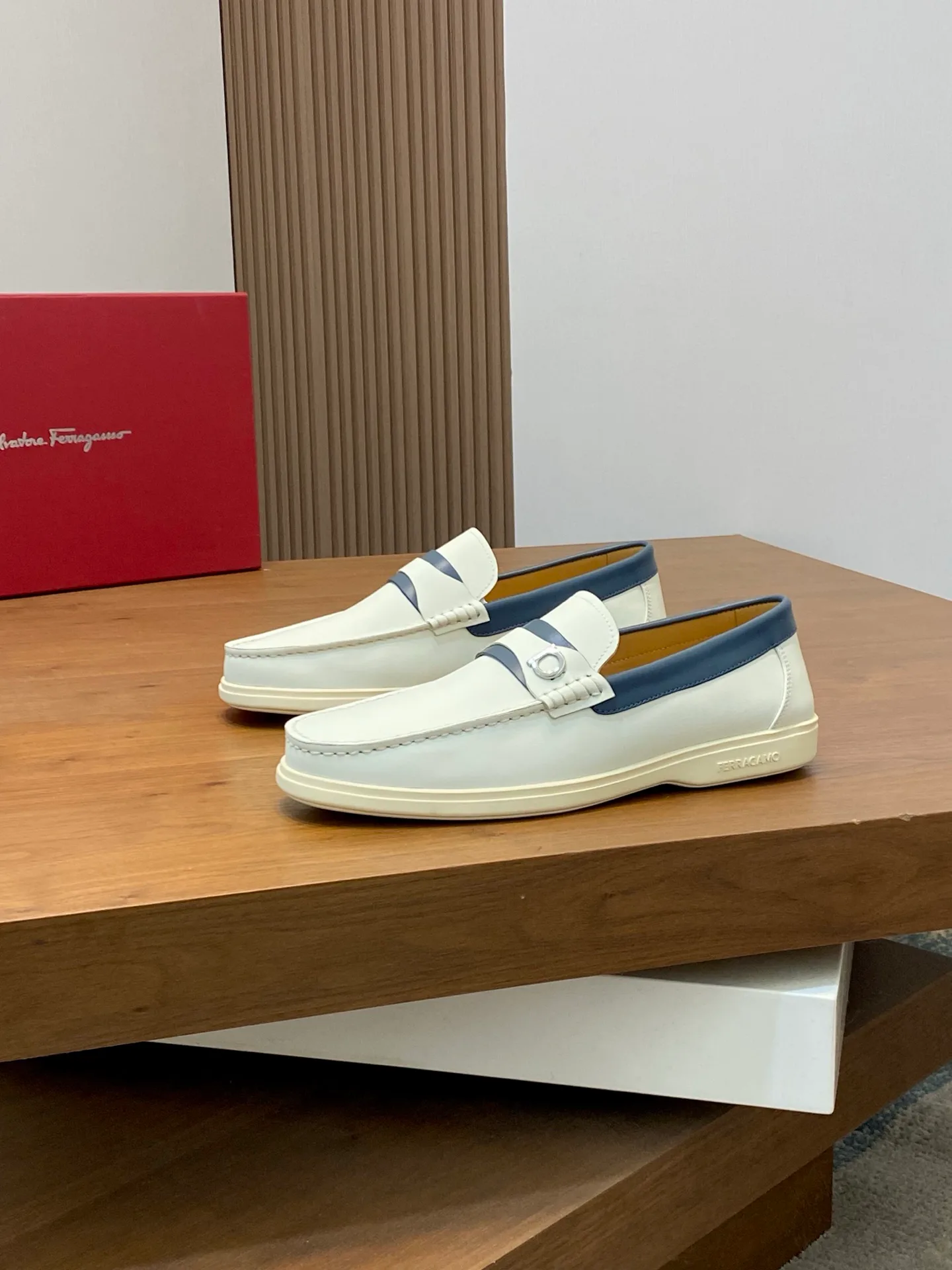 Лоферы И Туфли Мужские Salvatore Ferragamo 10697570
