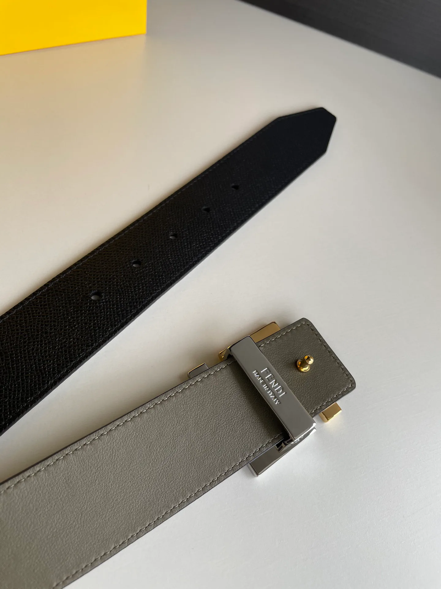 Ремни Fendi 5141496