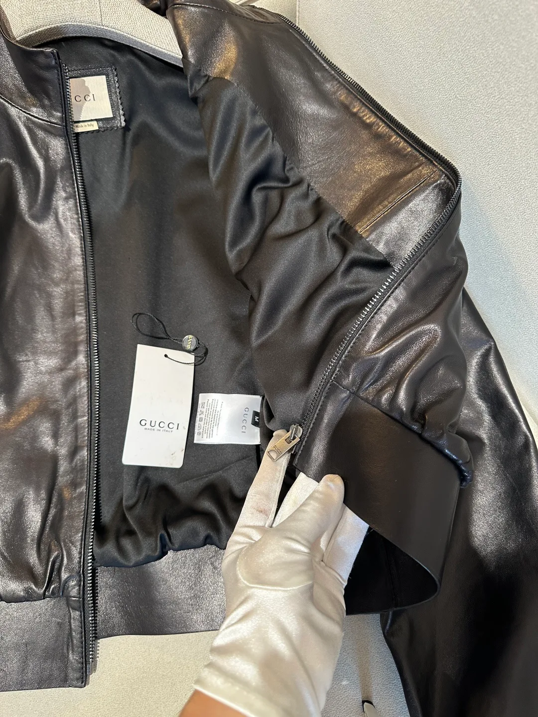 Кожаные Куртки И Дублёнки Женские Gucci 17088787