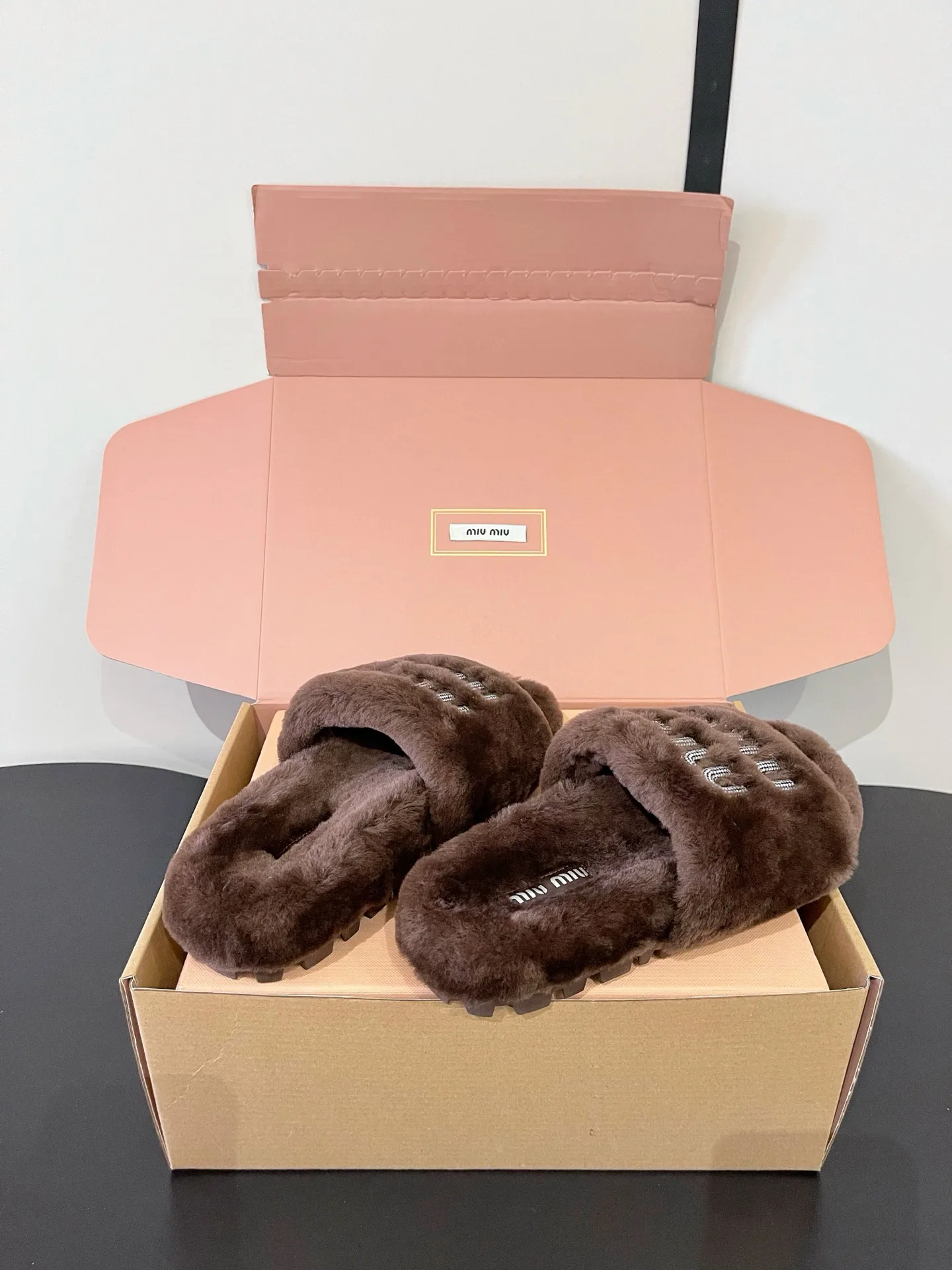 Тапочки Женские Miu Miu 18989486
