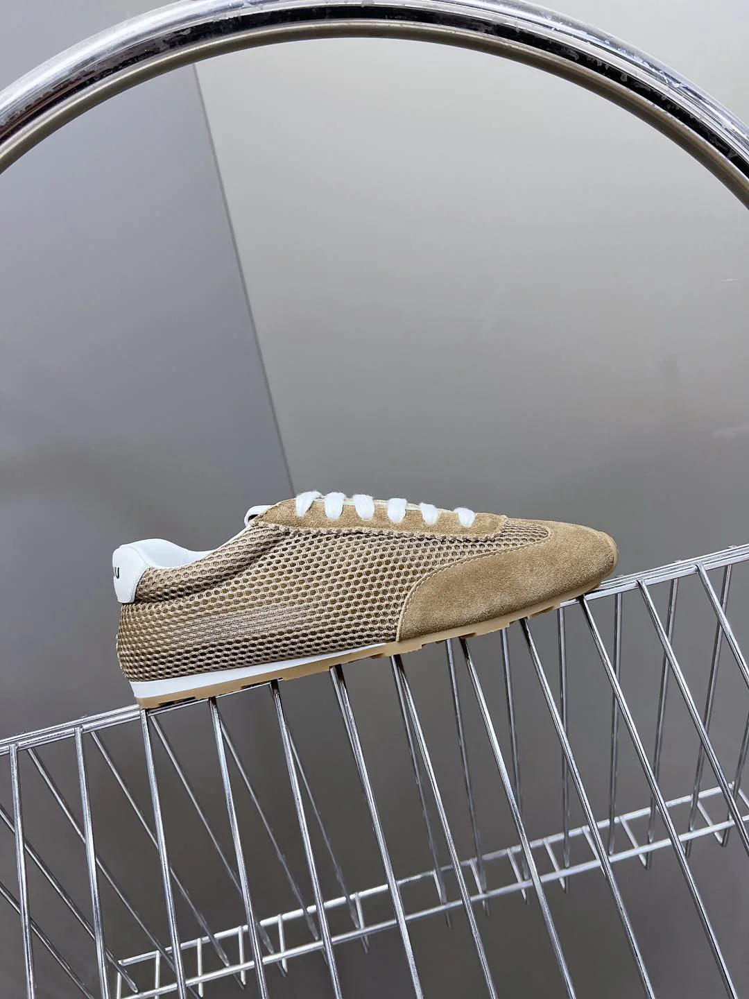 Кроссовки Женские Miu Miu 139529