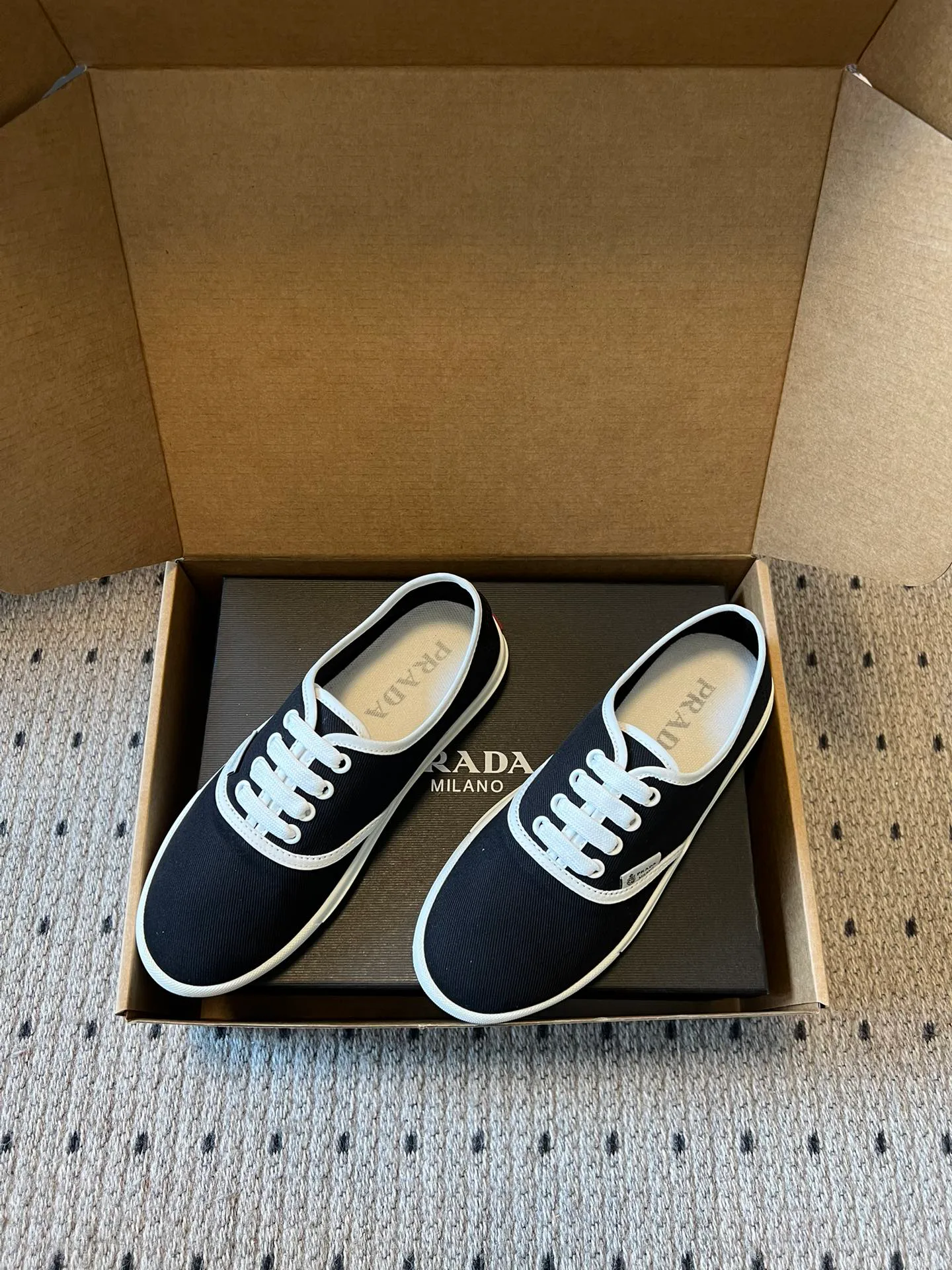 Кеды Женские Prada 11609482