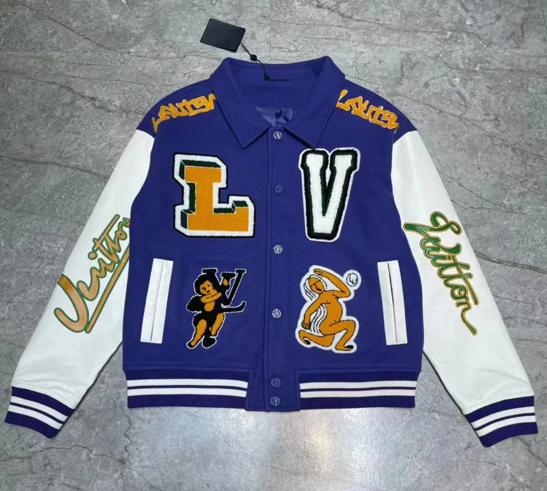 Куртки И Пуховики Женские Louis Vuitton 12842375