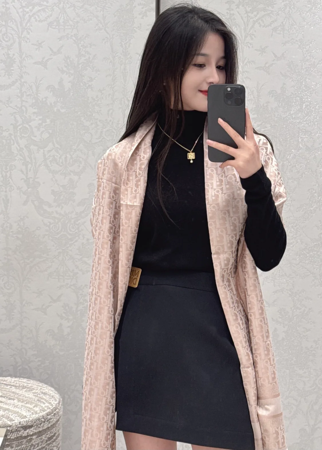 Шарфы Christian Dior 18627376