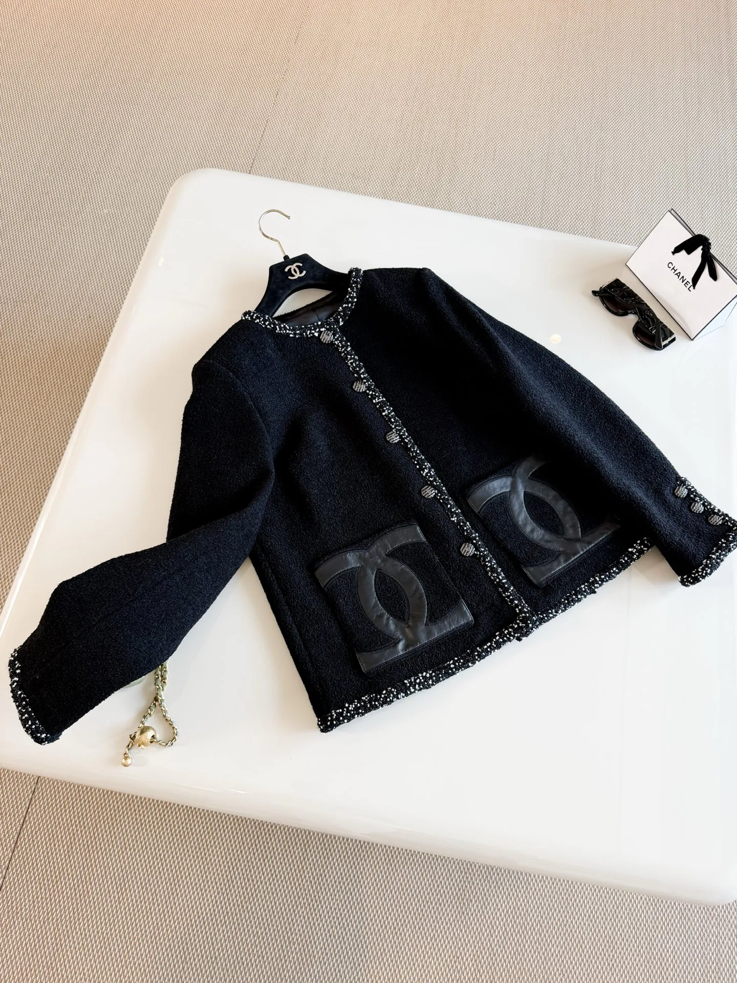 Жакеты Женские Chanel 18405522