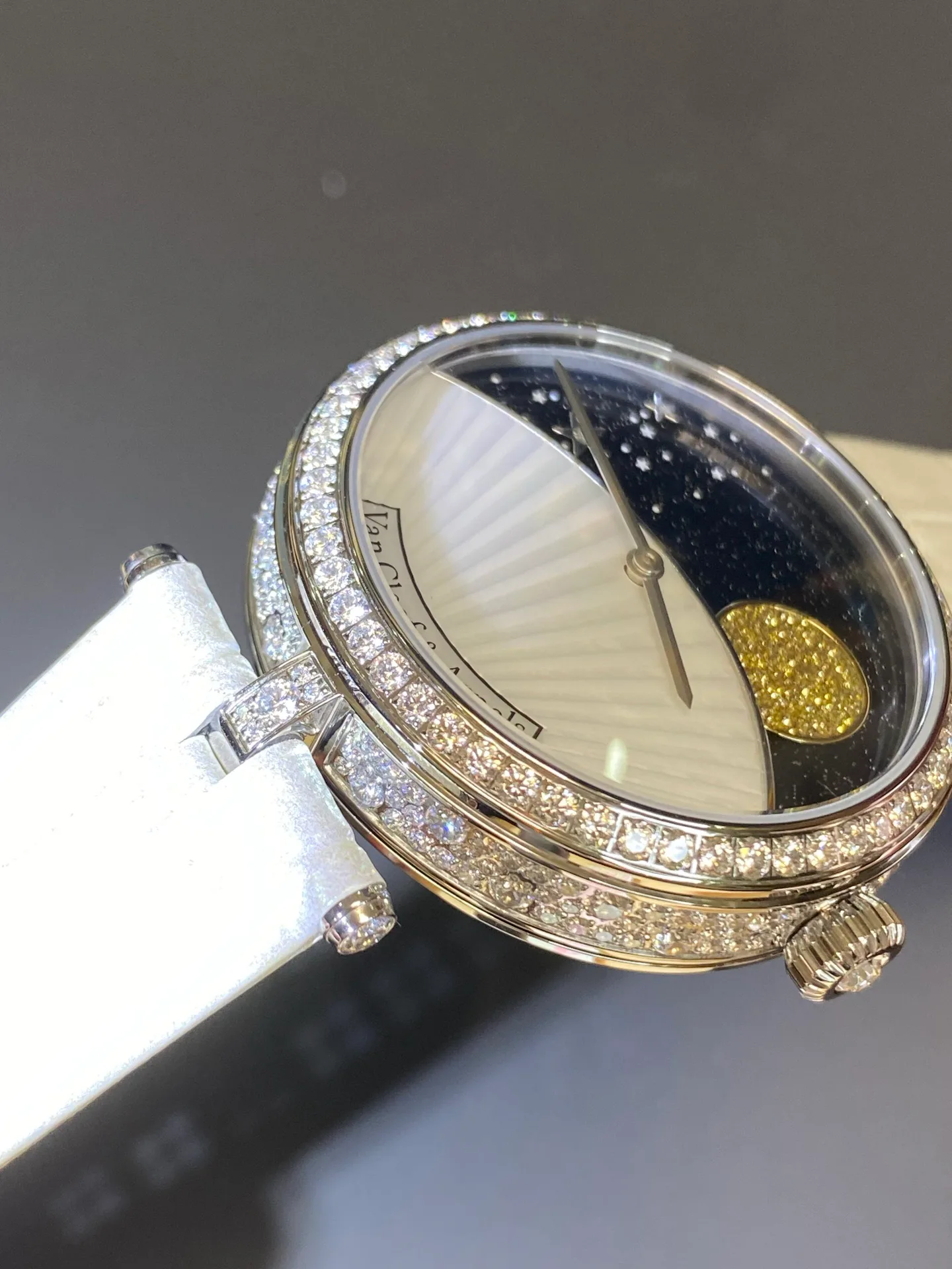 Бижутерия Van Cleef & Arpels 9293345